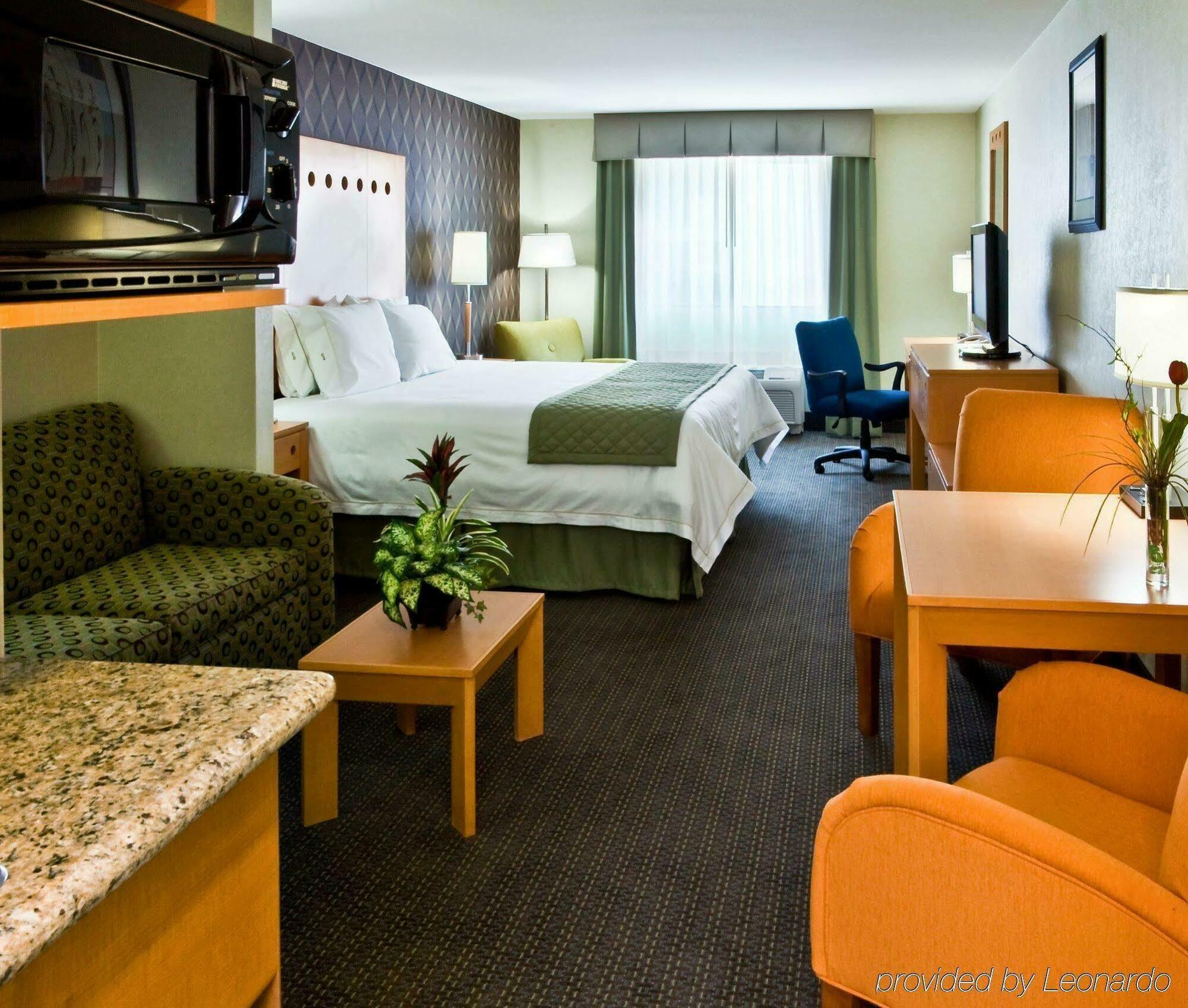 Holiday Inn Express & Suites Monterrey Aeropuerto By Ihg Apodaca Værelse billede